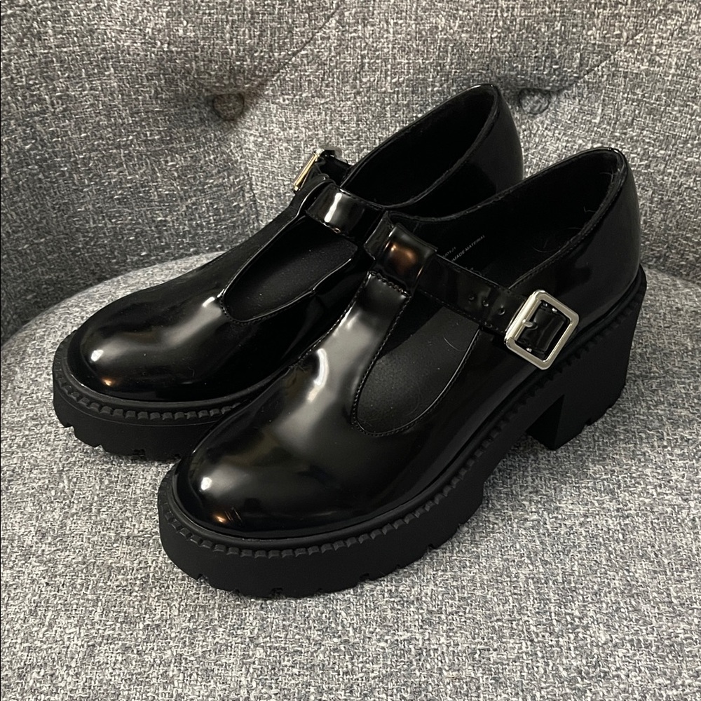 Black Patent Leather Women's Shoes